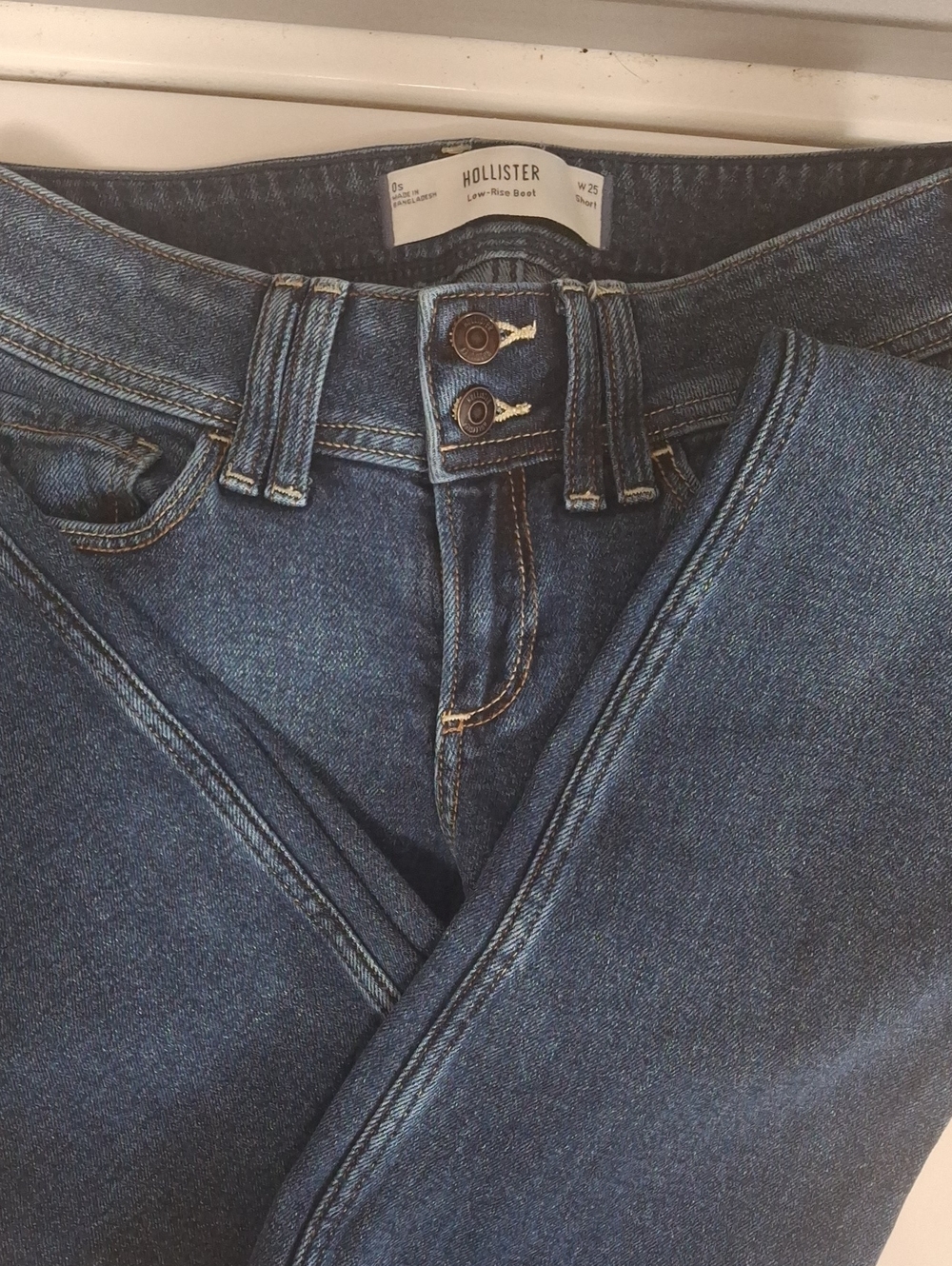 Hollister Womens  Slim Dark Blue Denim Jeans Size W25 0s